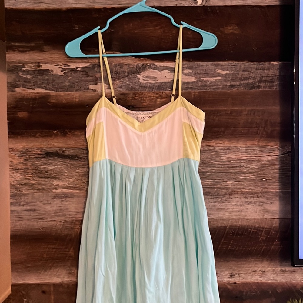 Billabong dress